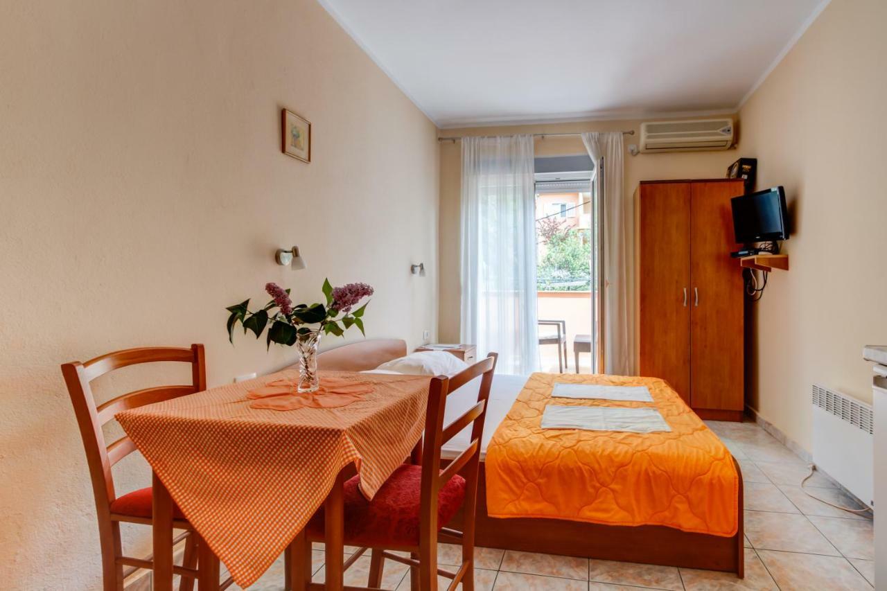 Apartmani Vesna Teodo Esterno foto