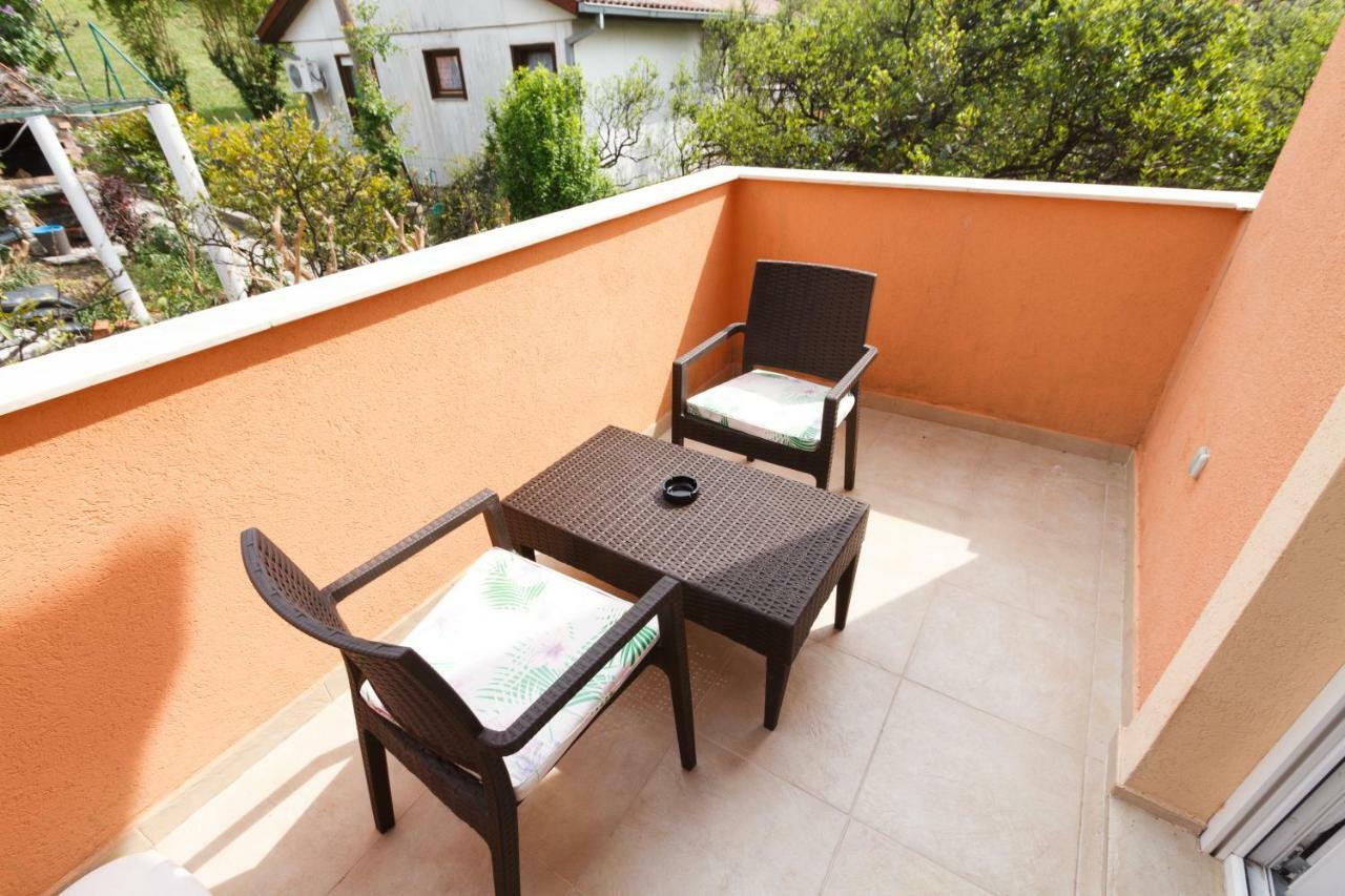 Apartmani Vesna Teodo Esterno foto